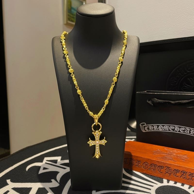 Ch*0me He**ts necklaces